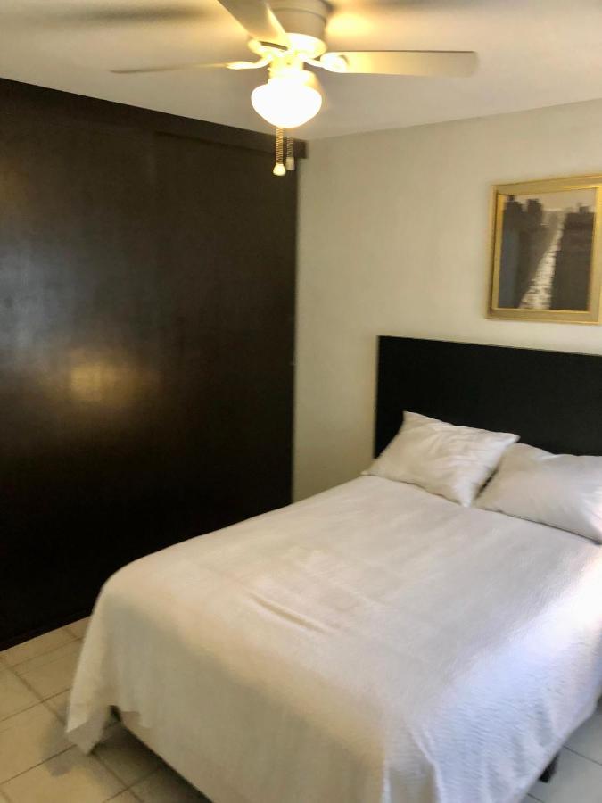 Departamento Zona Dorada H2 Appartement Mexicali Buitenkant foto